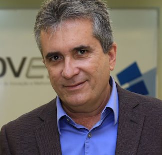 Joao Menezes(1)