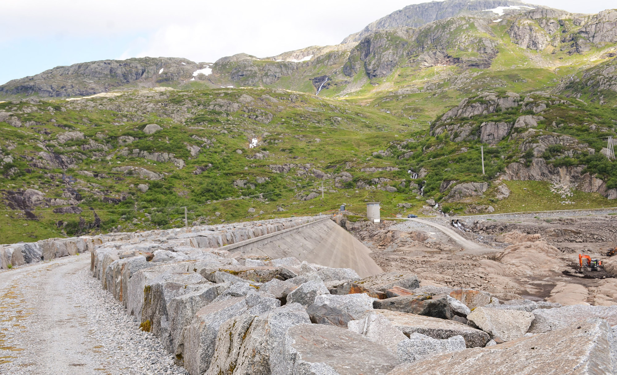 Bildet viser arbeid med oppgraderingen av damanlegget ved Vasstølvatn