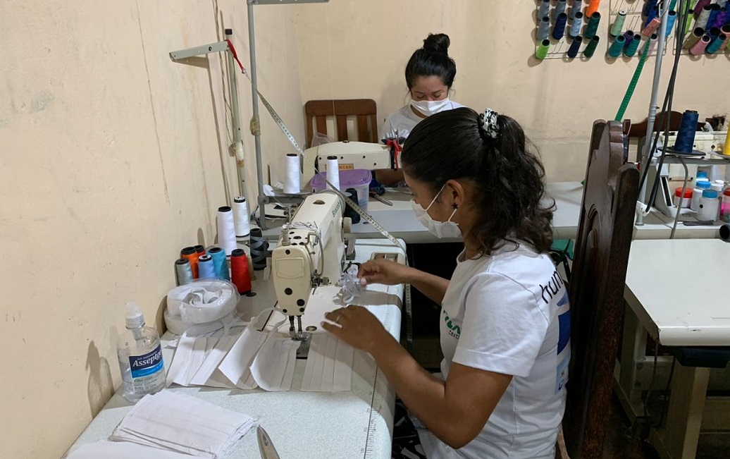 Produção de máscaras de proteção em Paragominas.