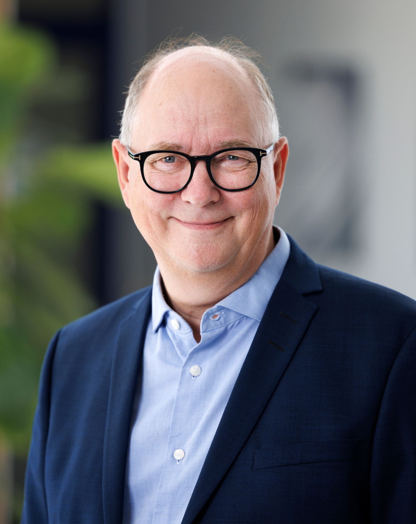 a man wearing glasses